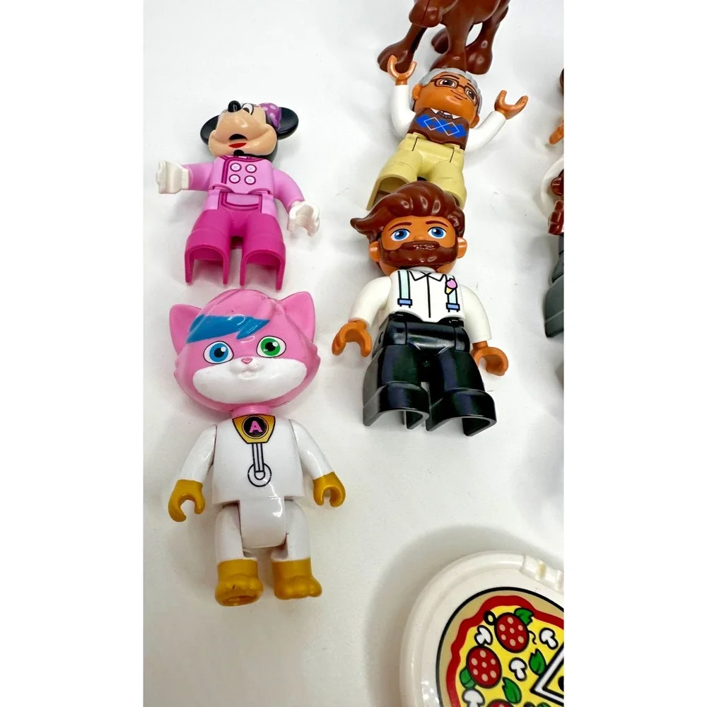 Lego Duplo Disney Zoo Grandpa Driver Dad Chairs Pizza Puppy Cow 14 Pc Set